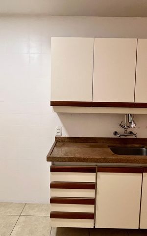 Apartamento para alugar com 84m², 2 quartos e 1 vagaCozinha 