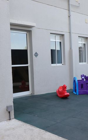 Apartamento para alugar com 39m², 2 quartos e sem vagaÁrea comum - Playground