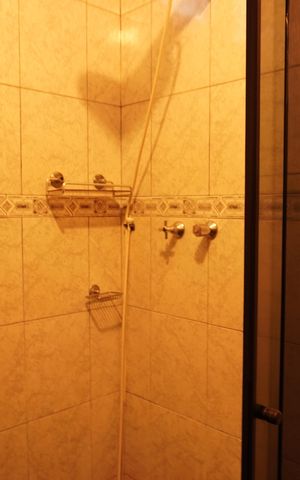 Casa para alugar com 151m², 3 quartos e 3 vagasBanheiro Social