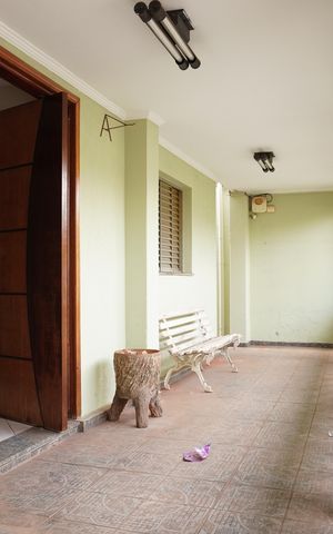 Casa para alugar com 151m², 3 quartos e 3 vagasGaragem - Entrada casa