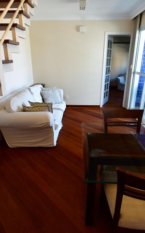 Apartamento à venda com 76m², 2 quartos e 2 vagasSala