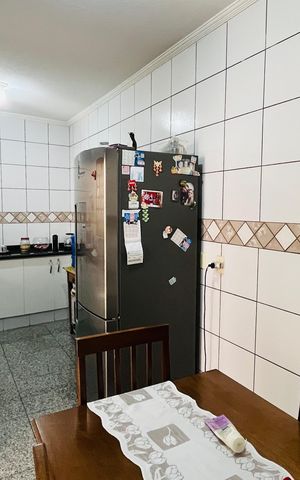 Casa à venda com 135m², 2 quartos e 2 vagas