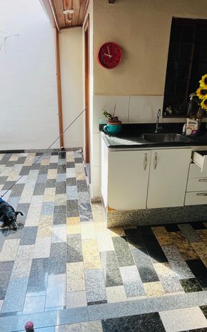 Casa à venda com 135m², 2 quartos e 2 vagas