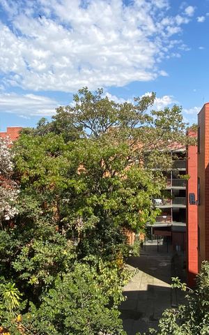 Apartamento à venda com 54m², 2 quartos e 1 vagaHall do andar - Vista