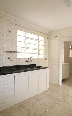 Apartamento à venda com 83m², 2 quartos e 1 vagaCozinha 