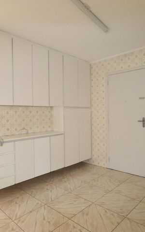 Apartamento à venda com 83m², 2 quartos e 1 vagaCozinha 