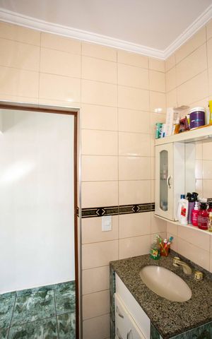 Casa para alugar com 207m², 4 quartos e 2 vagasBanheiro Social