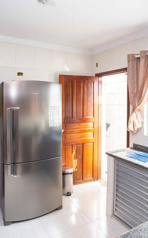 Casa para alugar com 207m², 4 quartos e 2 vagasCozinha