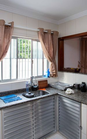 Casa para alugar com 207m², 4 quartos e 2 vagasCozinha