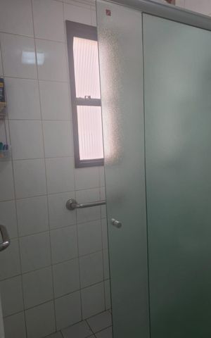 Apartamento à venda com 48m², 2 quartos e 1 vaga Apartamento à venda com 48m², 2 quartos e 1 vagaBanheiro