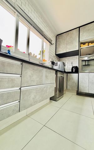 Casa de condomínio à venda com 480m², 4 quartos e 4 vagasCozinha