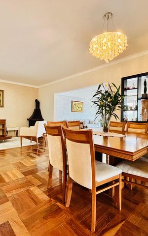 Casa de condomínio à venda com 480m², 4 quartos e 4 vagasSala de Jantar 1