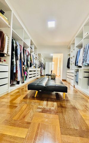 Casa de condomínio à venda com 480m², 4 quartos e 4 vagasCloset da suíte 4