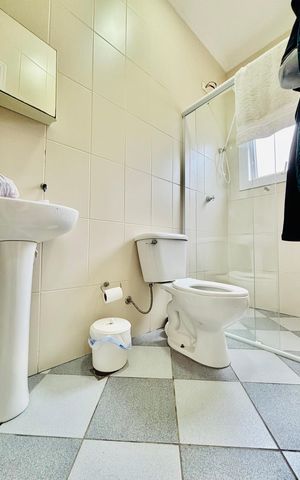Casa de condomínio à venda com 480m², 4 quartos e 4 vagasBanheiro 5