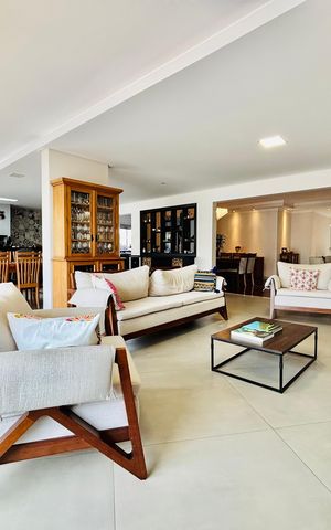 Casa de condomínio à venda com 480m², 4 quartos e 4 vagasSala 2 