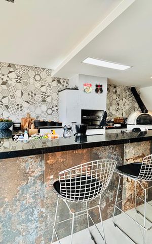Casa de condomínio à venda com 480m², 4 quartos e 4 vagasÁrea gourmet