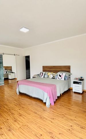 Casa de condomínio à venda com 480m², 4 quartos e 4 vagasSuíte 4