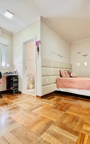 Casa de condomínio à venda com 480m², 4 quartos e 4 vagasSuíte 2 