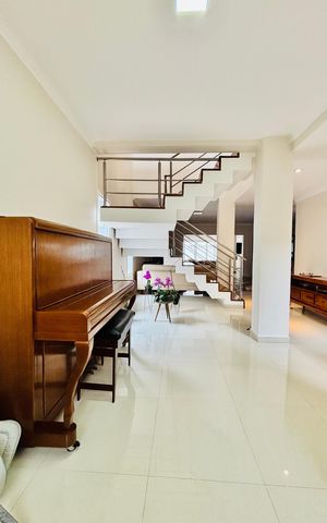 Casa de condomínio à venda com 480m², 4 quartos e 4 vagasHall de entrada