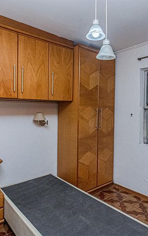 Casa à venda com 180m², 3 quartos e 1 vaga Casa à venda com 180m², 3 quartos e 1 vagaquarto1_1
