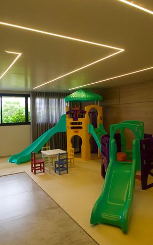 Apartamento para alugar com 33m², 1 quarto e sem vaga Apartamento para alugar com 33m², 1 quarto e sem vagaÁrea comum - Playground