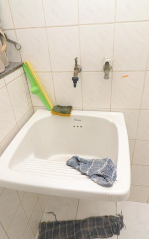 Apartamento à venda com 52m², 2 quartos e 1 vagaCozinha e Área de Serviço