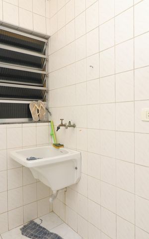 Apartamento à venda com 52m², 2 quartos e 1 vagaCozinha e Área de Serviço