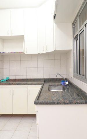 Apartamento à venda com 52m², 2 quartos e 1 vagaCozinha e Área de Serviço