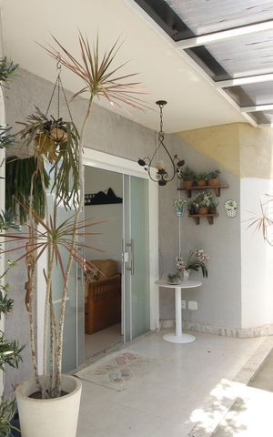 Casa para alugar com 65m², 2 quartos e 3 vagasÁrea externa