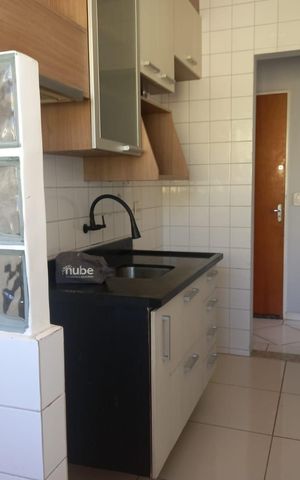 Apartamento à venda com 57m², 3 quartos e 2 vagas Apartamento à venda com 57m², 3 quartos e 2 vagasCozinha