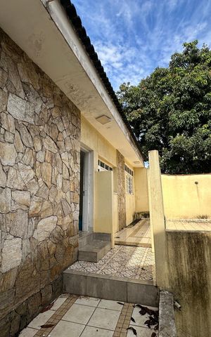 Casa à venda com 180m², 4 quartos e 2 vagas Casa à venda com 180m², 4 quartos e 2 vagasQuintal