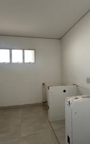 Casa à venda com 180m², 4 quartos e 2 vagas Casa à venda com 180m², 4 quartos e 2 vagasQuarto 1