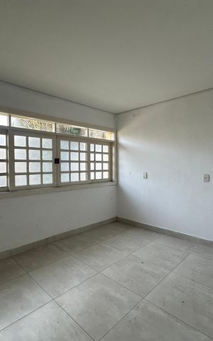 Casa à venda com 180m², 4 quartos e 2 vagas Casa à venda com 180m², 4 quartos e 2 vagasCozinha