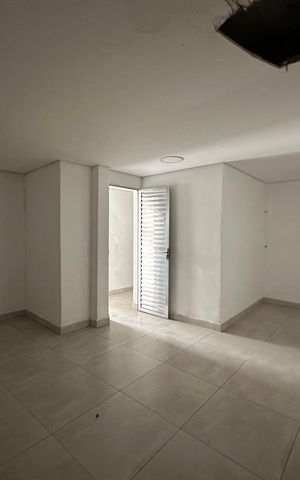 Casa à venda com 180m², 4 quartos e 2 vagas Casa à venda com 180m², 4 quartos e 2 vagasQuarto 3