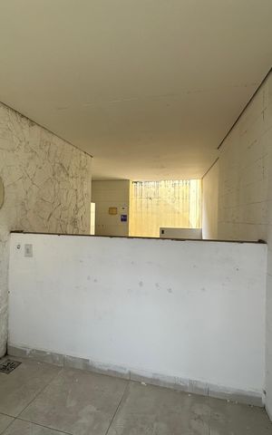 Casa à venda com 180m², 4 quartos e 2 vagas Casa à venda com 180m², 4 quartos e 2 vagasÁrea de Serviço