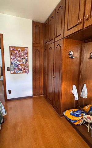 Apartamento à venda com 190m², 3 quartos e 2 vagas Apartamento à venda com 190m², 3 quartos e 2 vagasQuarto