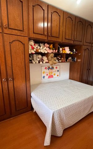 Apartamento à venda com 190m², 3 quartos e 2 vagas Apartamento à venda com 190m², 3 quartos e 2 vagasQuarto