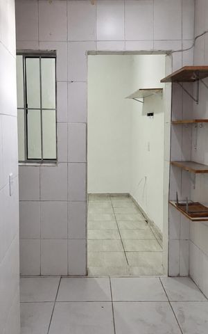Casa para alugar com 40m², 1 quarto e sem vaga Casa para alugar com 40m², 1 quarto e sem vagaCorredor