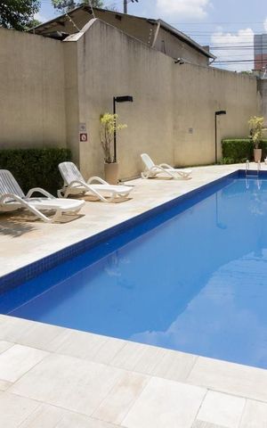 Apartamento à venda com 46m², 2 quartos e 1 vaga Apartamento à venda com 46m², 2 quartos e 1 vagaÁrea comum - Piscina