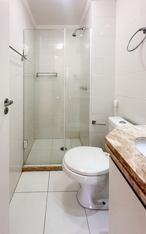 Apartamento à venda com 46m², 2 quartos e 1 vaga Apartamento à venda com 46m², 2 quartos e 1 vagaBanheiro Social