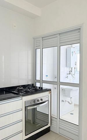 Apartamento para alugar com 70m², 2 quartos e 2 vagasCozinha 