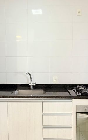 Apartamento para alugar com 70m², 2 quartos e 2 vagasCozinha 