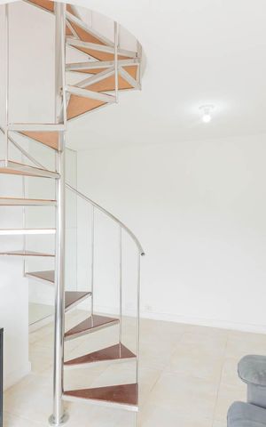 Apartamento para alugar com 130m², 3 quartos e 2 vagas Apartamento para alugar com 130m², 3 quartos e 2 vagasSala