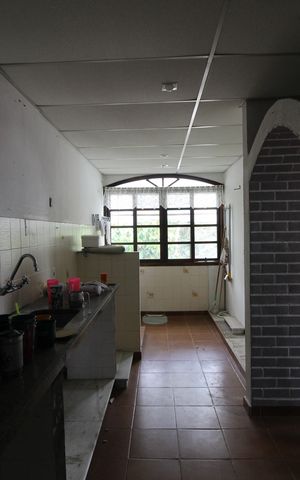 Casa à venda com 1210m², 8 quartos e 5 vagasCasa 3 - Cozinha