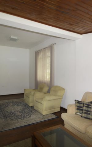 Casa à venda com 1210m², 8 quartos e 5 vagasCasa 1 - Sala