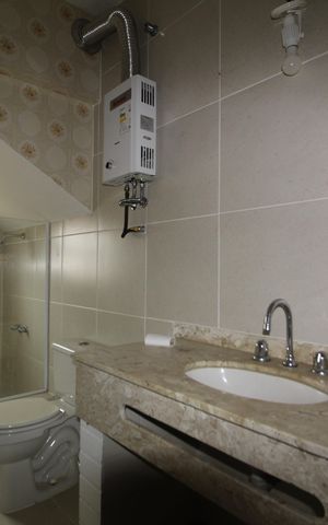 Casa à venda com 1210m², 8 quartos e 5 vagasCasa 2 - Banheiro Social