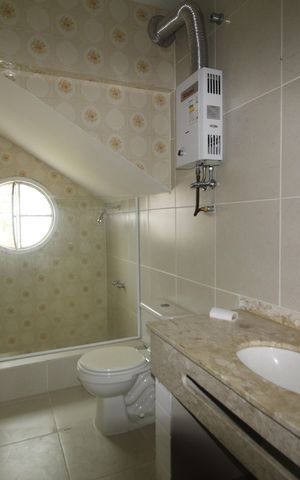 Casa à venda com 1210m², 8 quartos e 5 vagasCasa 2 - Banheiro Social