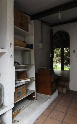 Casa à venda com 1210m², 8 quartos e 5 vagasCasa 1 - Área de Serviço