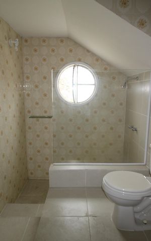 Casa à venda com 1210m², 8 quartos e 5 vagasCasa 2 - Banheiro Social