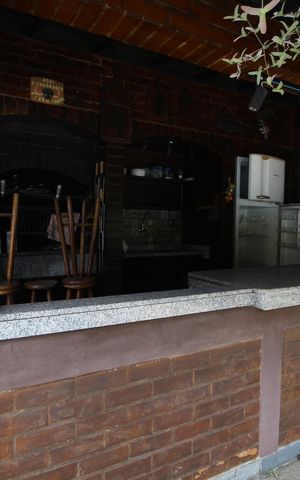 Casa à venda com 1210m², 8 quartos e 5 vagasChurrasqueira